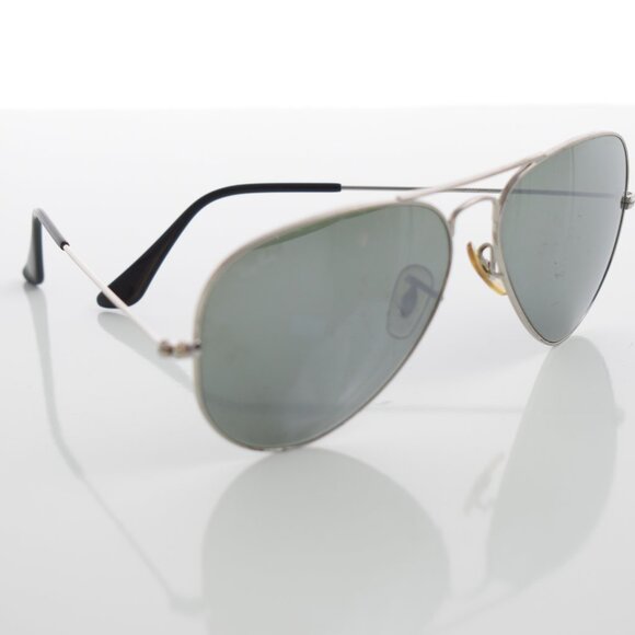 Ray-Ban Aviator Sunglasses with Silver Frame and Mirrored Lens main image 5